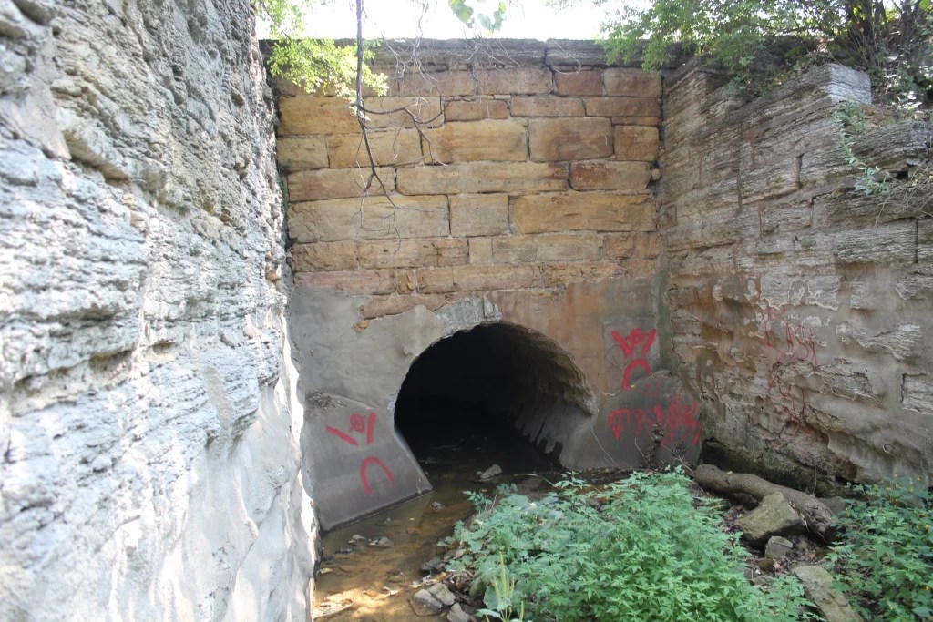 BNSF Trout Brook Bridge (St. Paul)